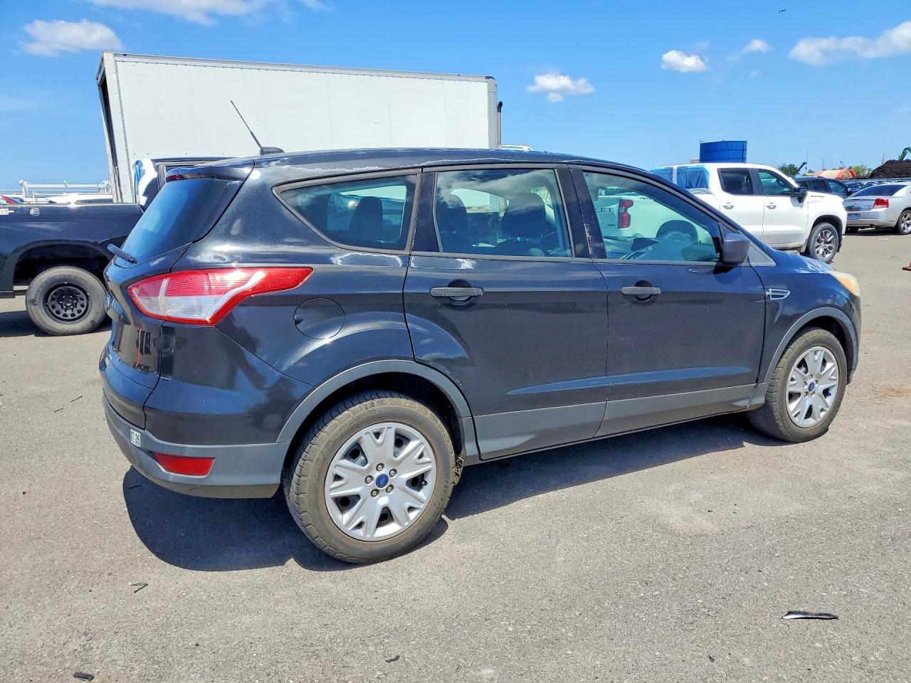 2013 FORD ESCAPE S photo 5