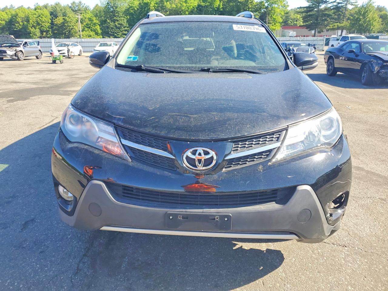 2015 TOYOTA RAV4 XLE photo 5