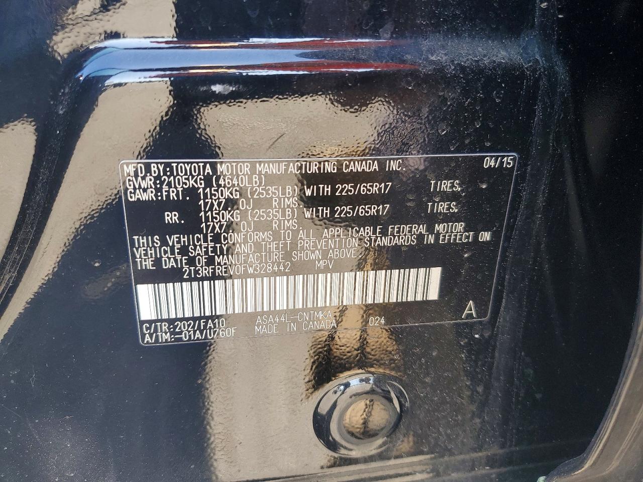 2015 TOYOTA RAV4 XLE photo 13