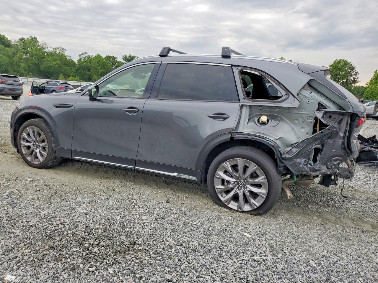 2024 MAZDA CX-90 PREMIUM PLUS photo 3