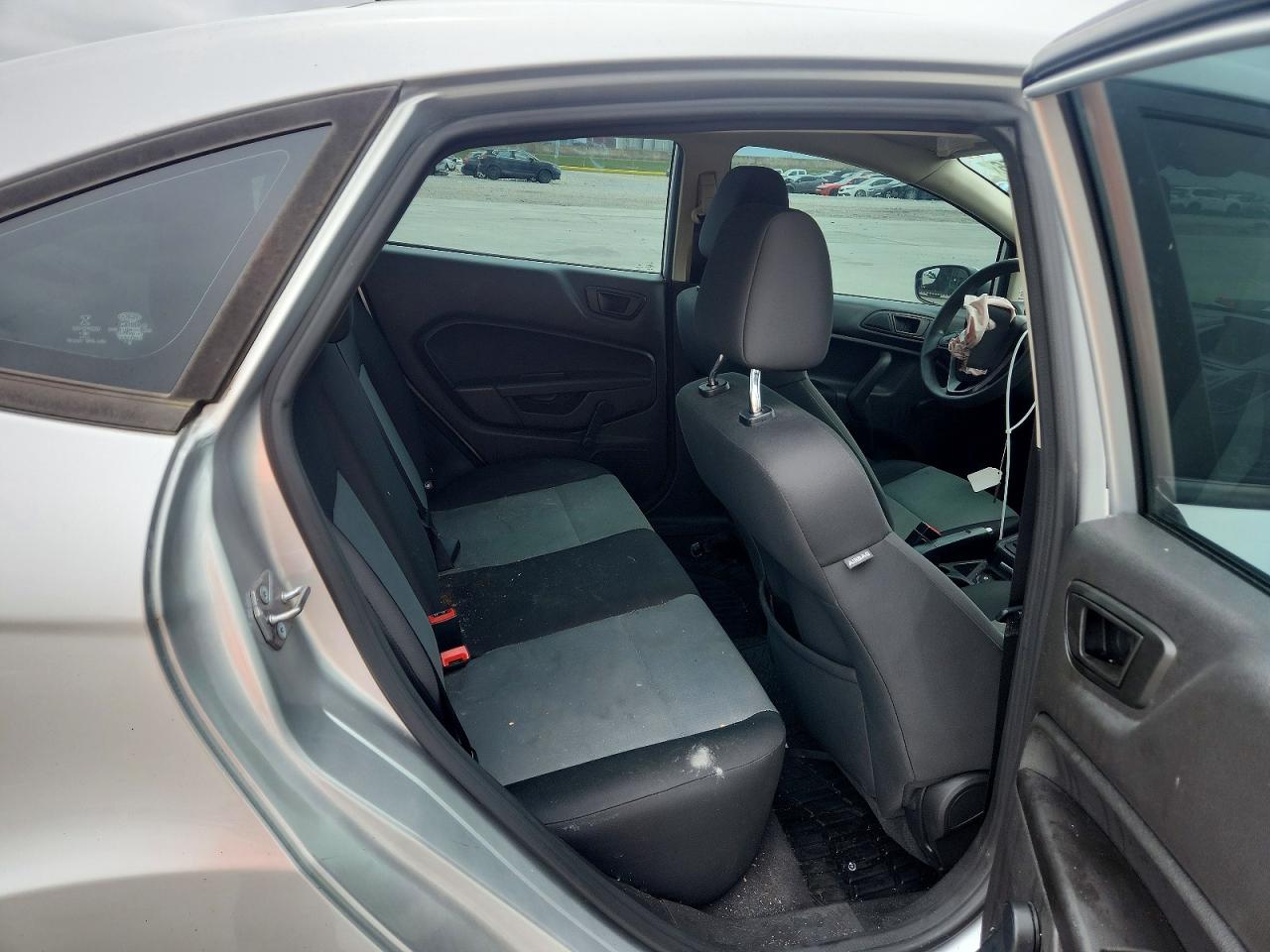 2019 FORD FIESTA S photo 19