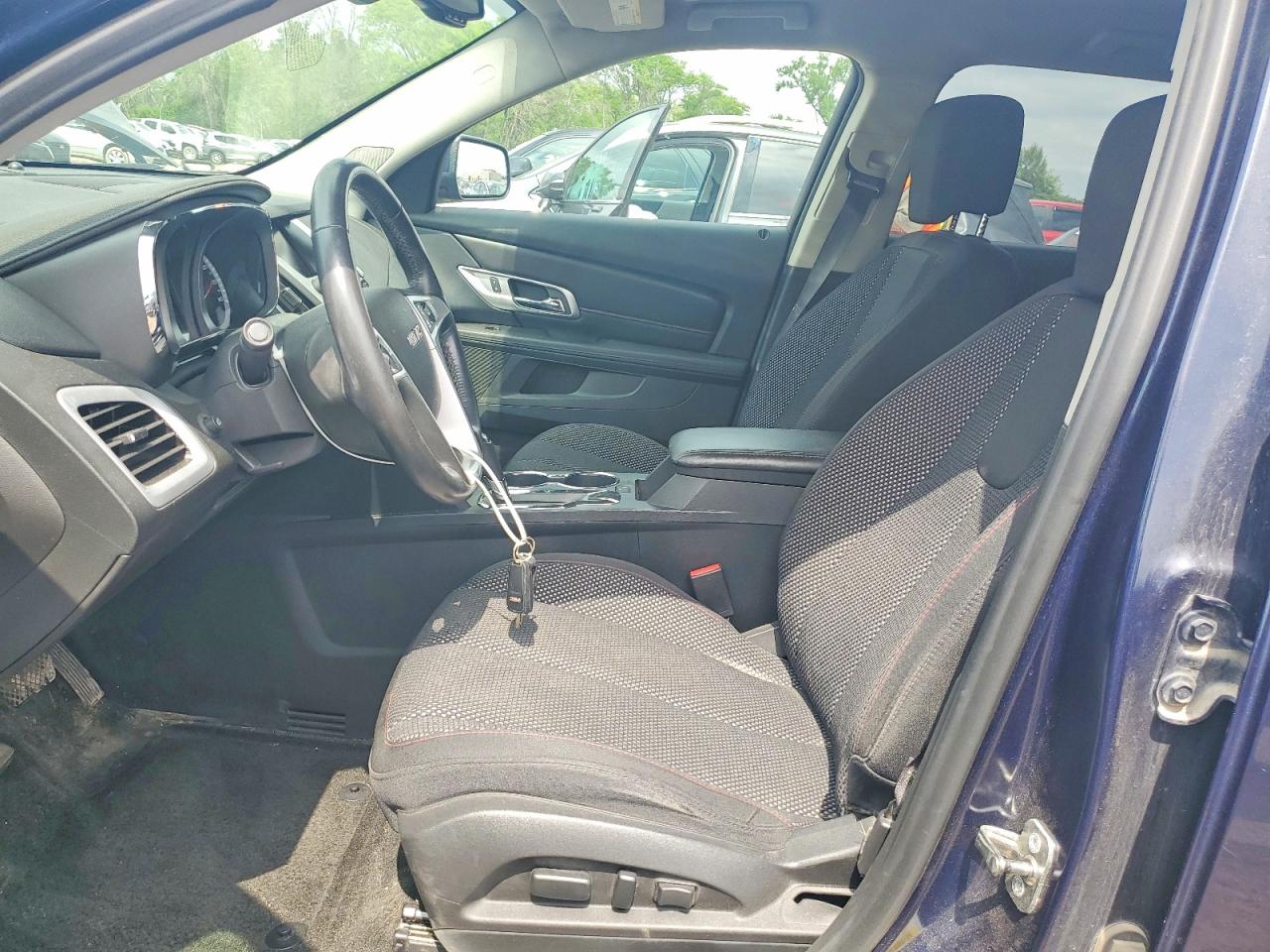 2017 GMC TERRAIN SLE photo 13