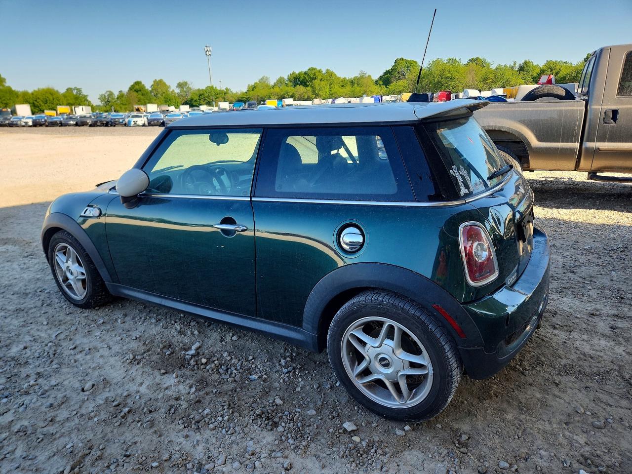 2009 MINI COOPER S photo 4