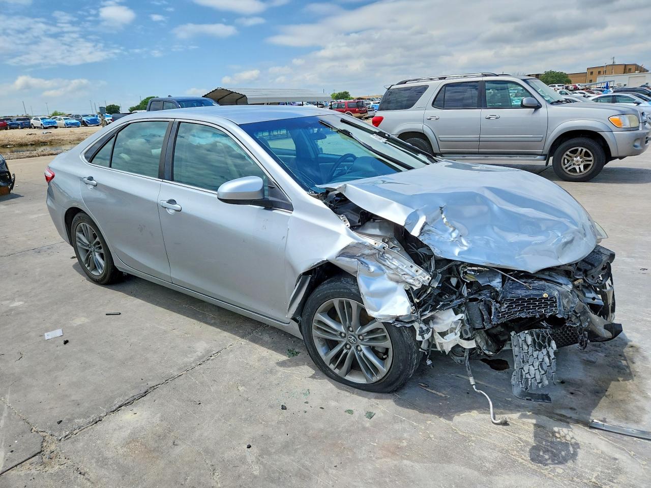 2017 TOYOTA CAMRY SE photo 10