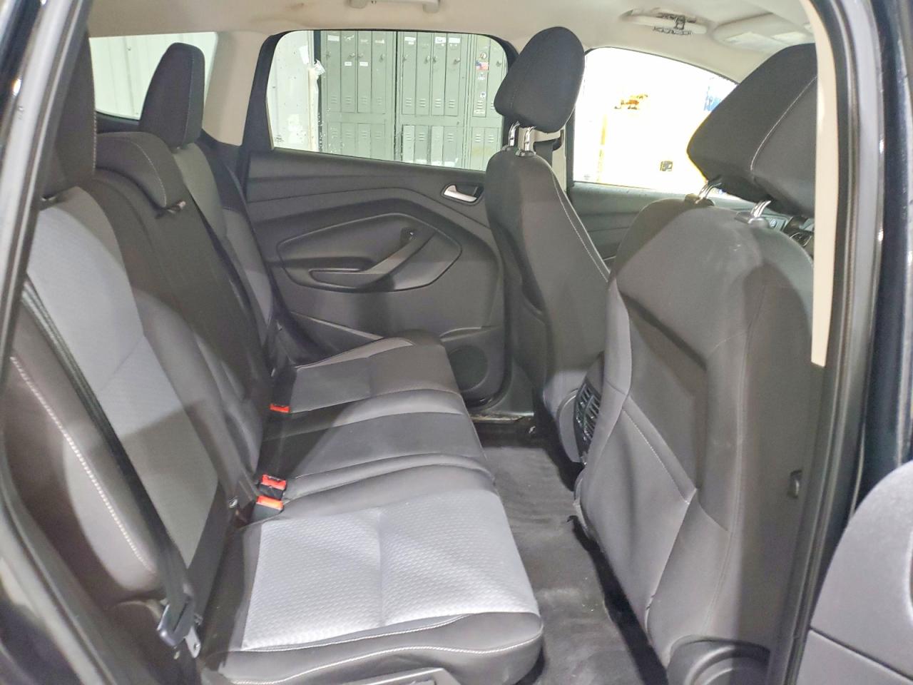 2017 FORD ESCAPE SE photo 21