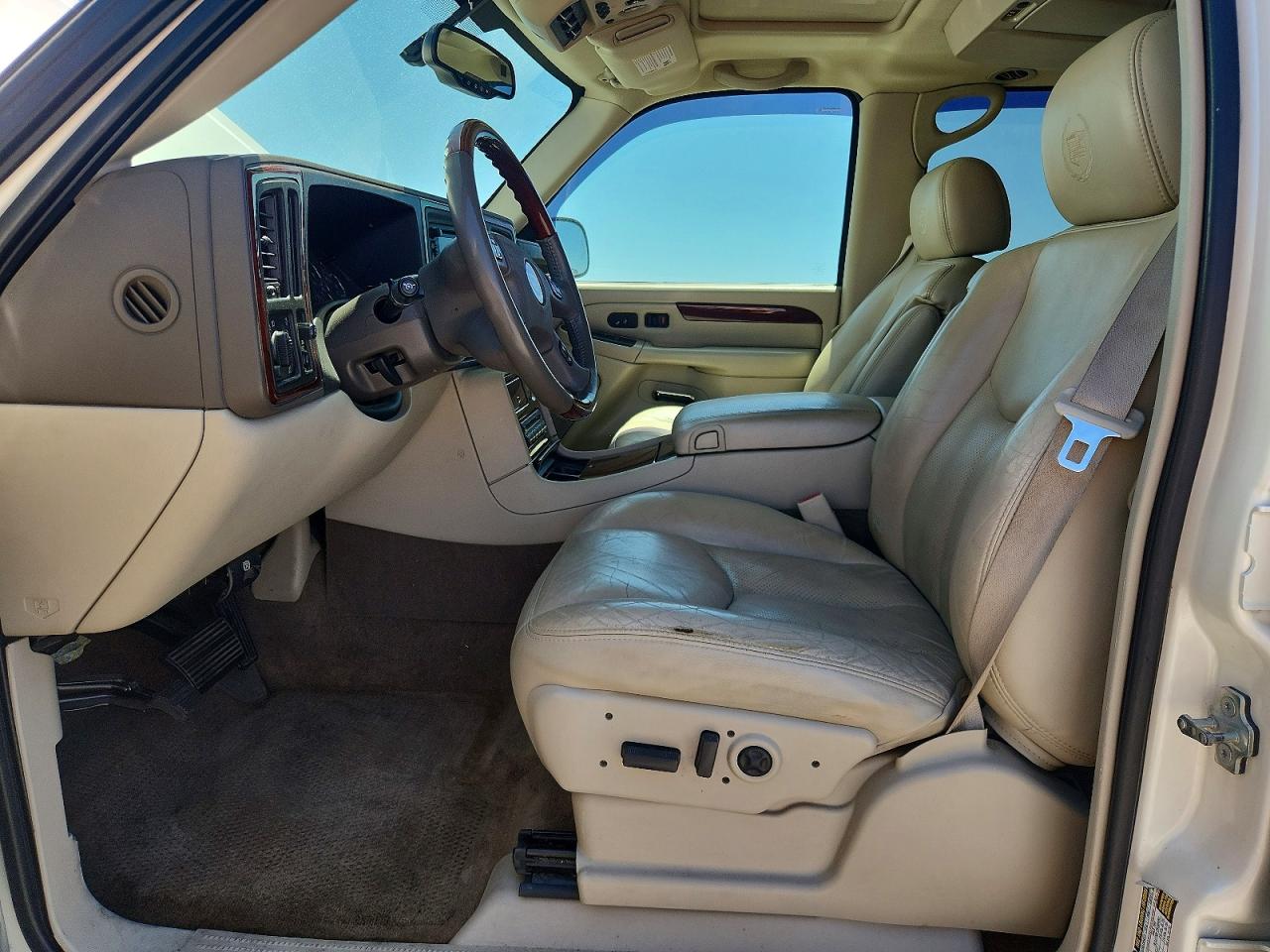 2005 CADILLAC ESCALADE LUXURY photo 19