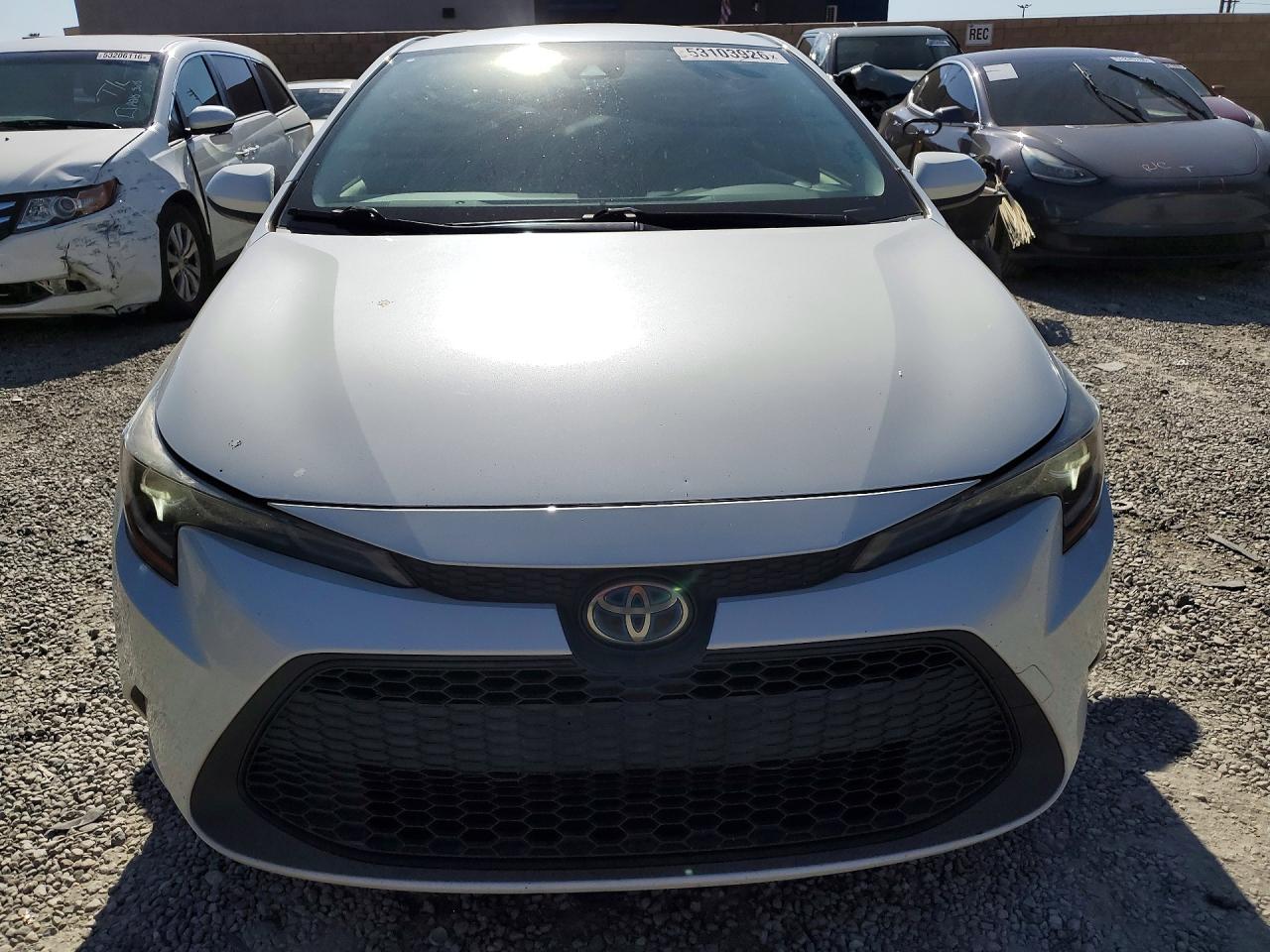 2021 TOYOTA COROLLA LE photo 9