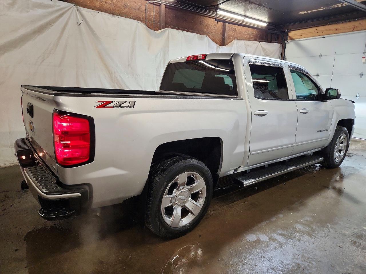 2018 CHEVROLET SILVERADO K1500 LT photo 5
