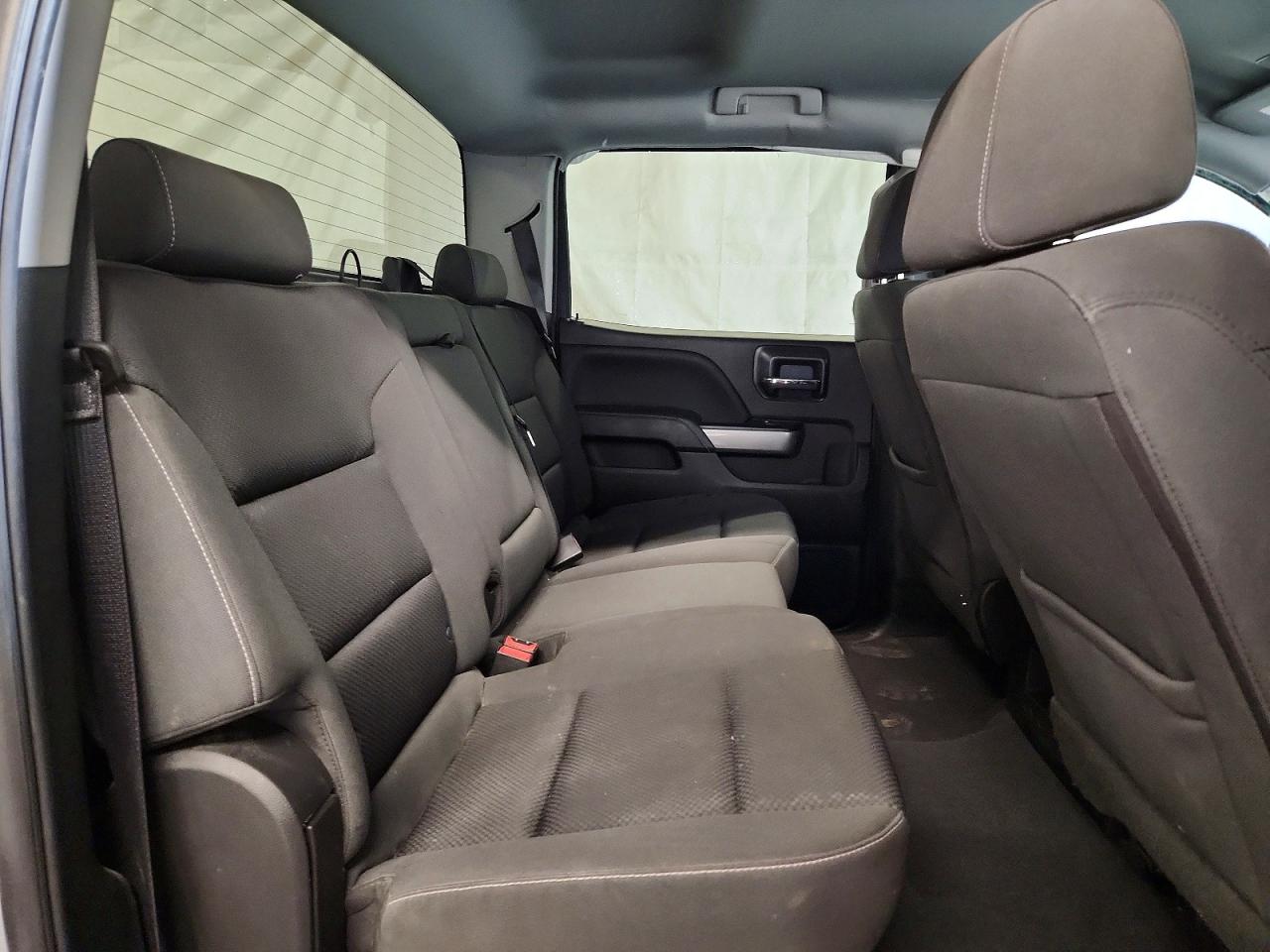 2018 CHEVROLET SILVERADO K1500 LT photo 19