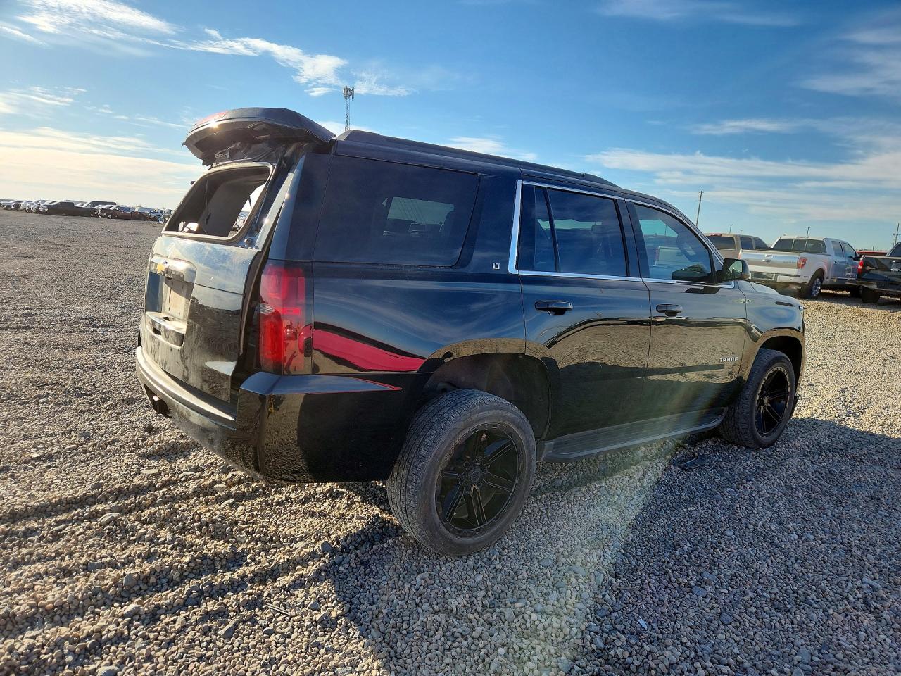2017 CHEVROLET TAHOE C1500 LT photo 5