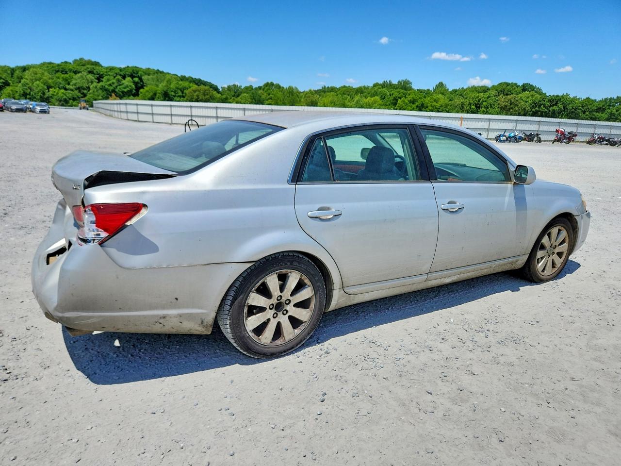 2006 TOYOTA AVALON XLS photo 7