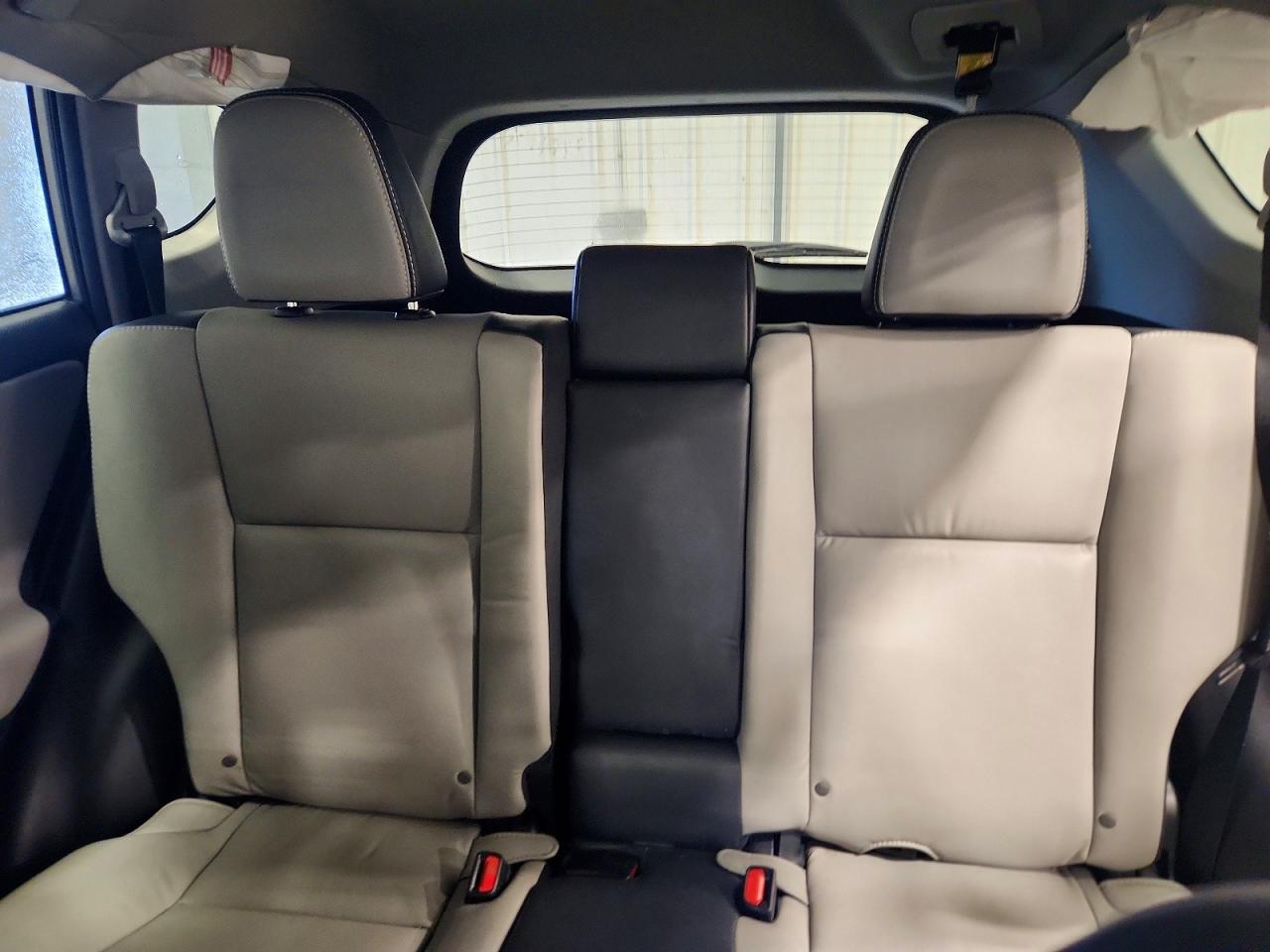 2016 TOYOTA RAV4 LIMITED photo 19