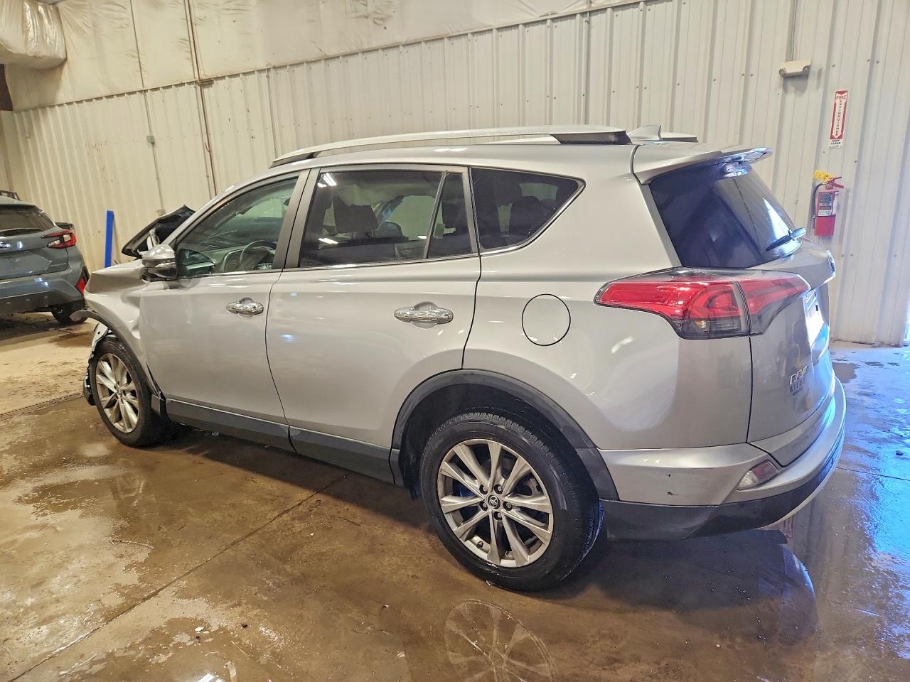 2016 TOYOTA RAV4 LIMITED photo 3