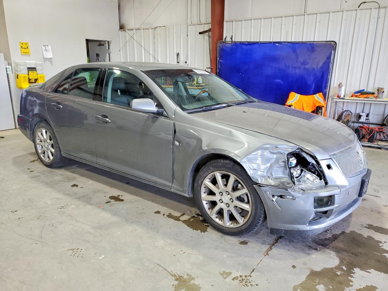 2005 CADILLAC STS photo 7