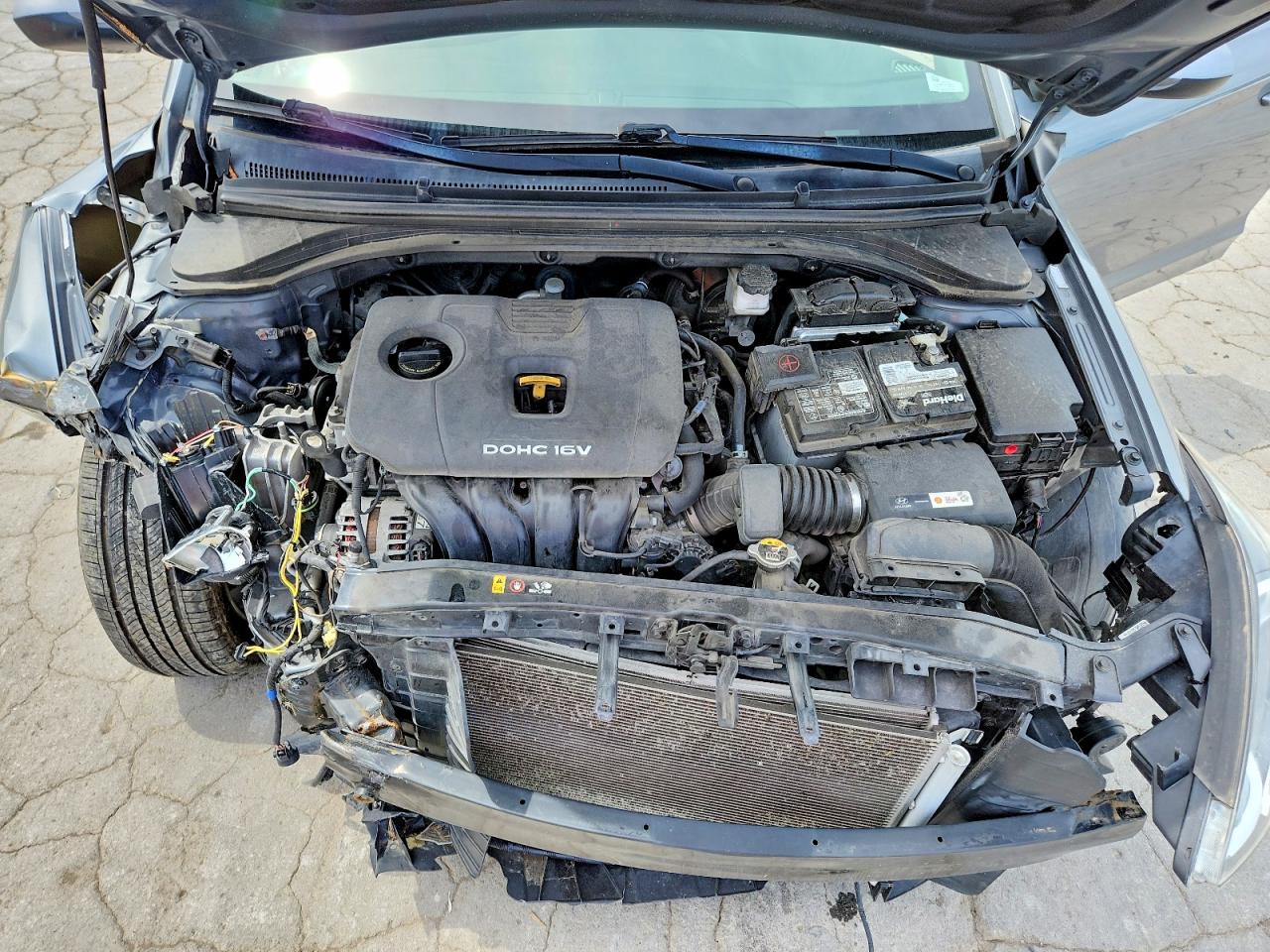2018 HYUNDAI ELANTRA SEL photo 21