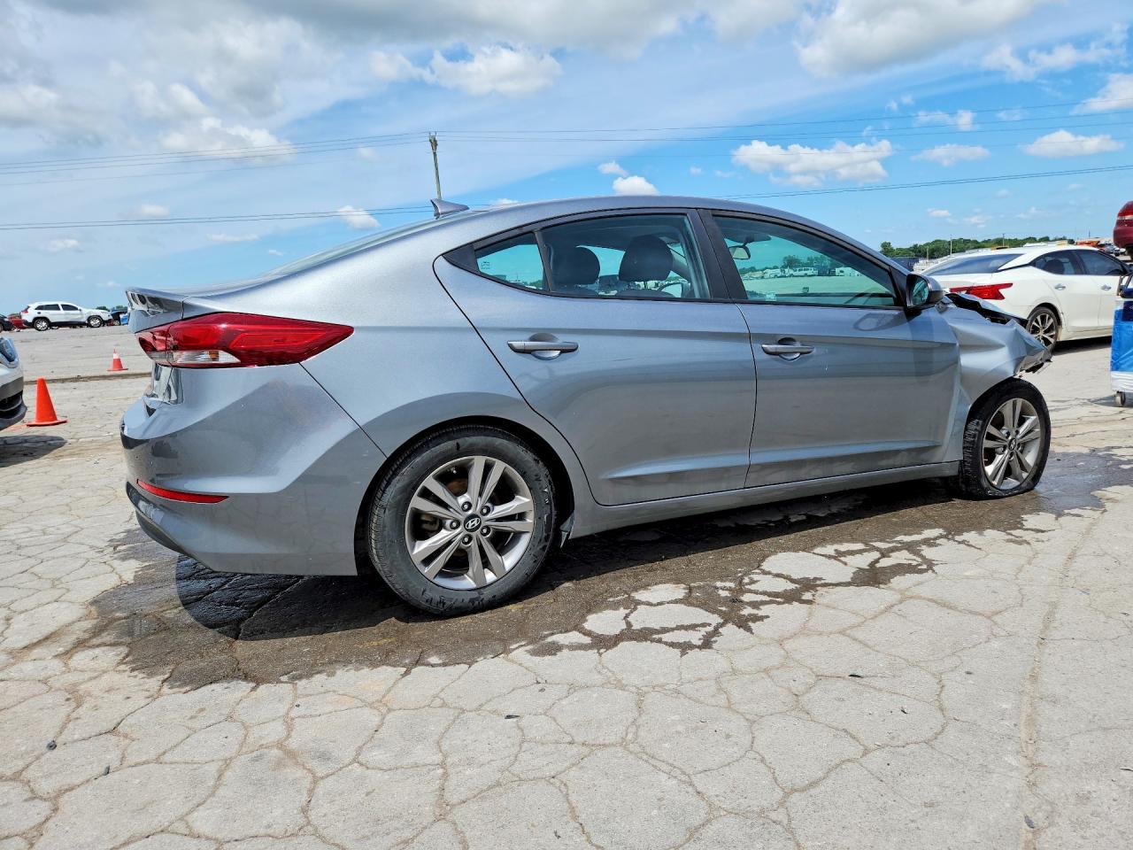 2018 HYUNDAI ELANTRA SEL photo 5