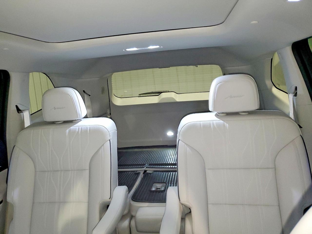 2025 BUICK ENCLAVE AVENIR photo 19