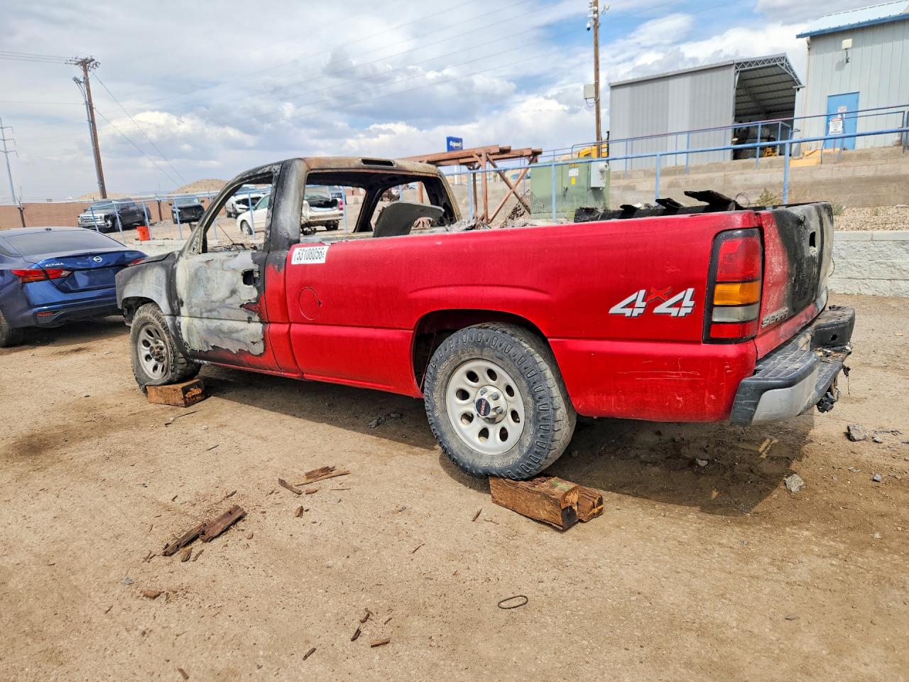 2006 GMC NEW SIERRA K1500 photo 3