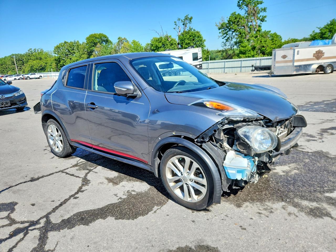 2015 NISSAN JUKE SV photo 7