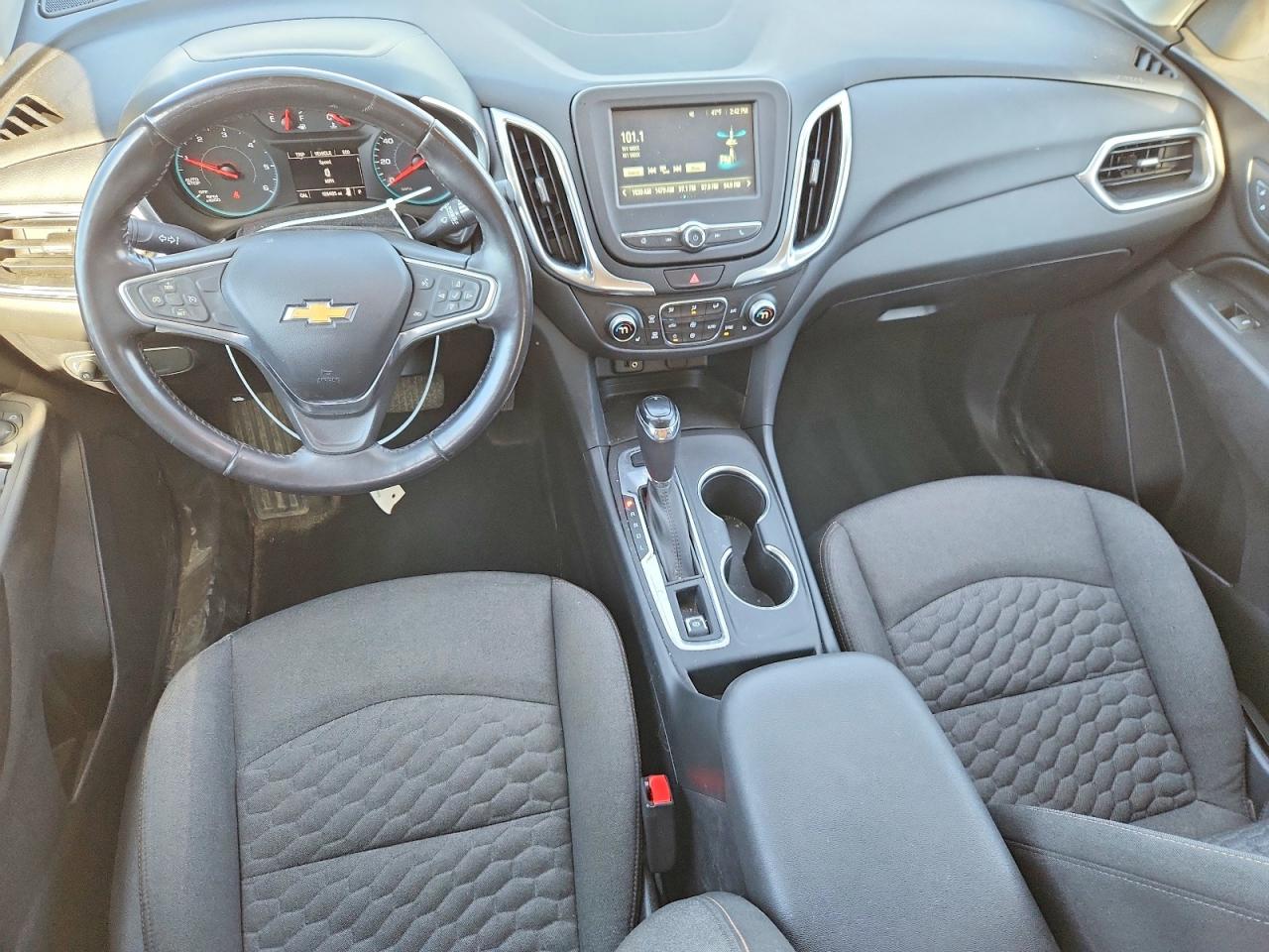 2018 CHEVROLET EQUINOX photo 15