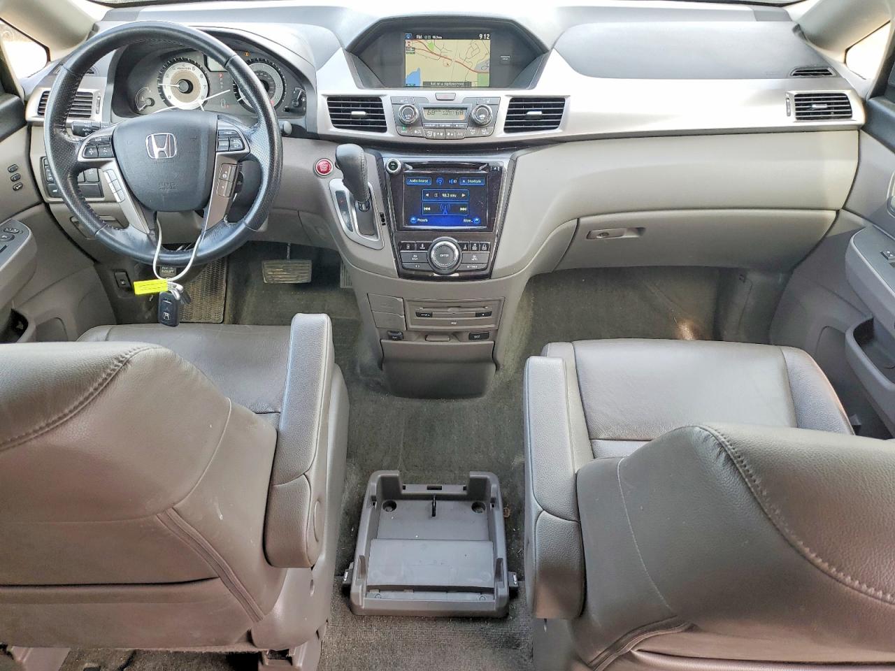 2016 HONDA ODYSSEY TOURING photo 22