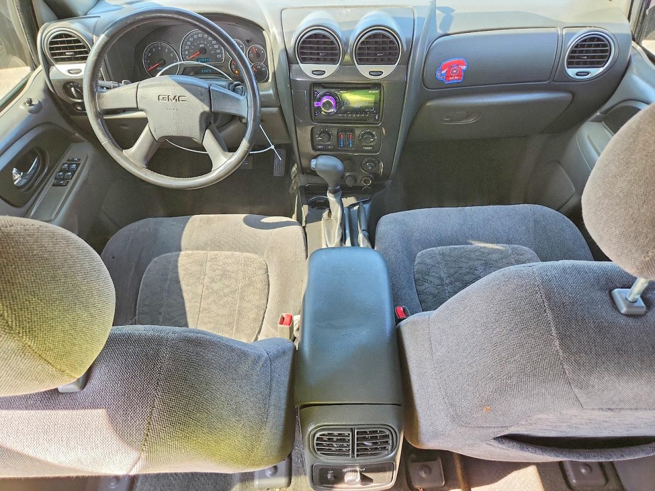 2004 GMC ENVOY photo 22