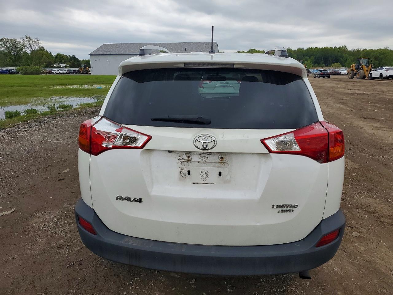 2013 TOYOTA RAV4 LIMITED photo 16