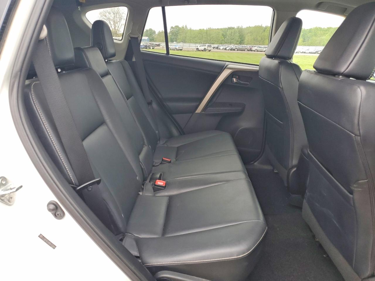 2013 TOYOTA RAV4 LIMITED photo 31