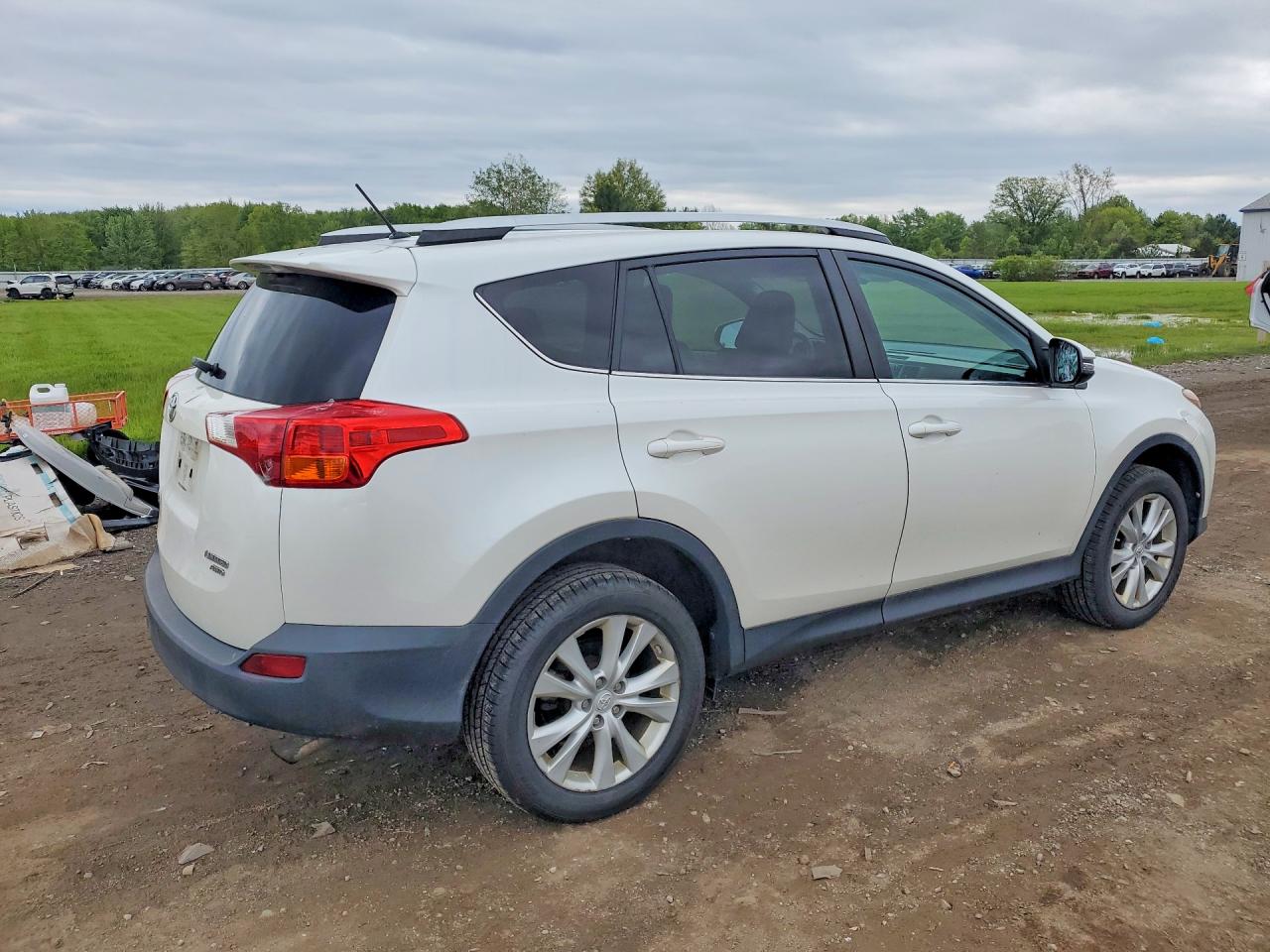 2013 TOYOTA RAV4 LIMITED photo 7