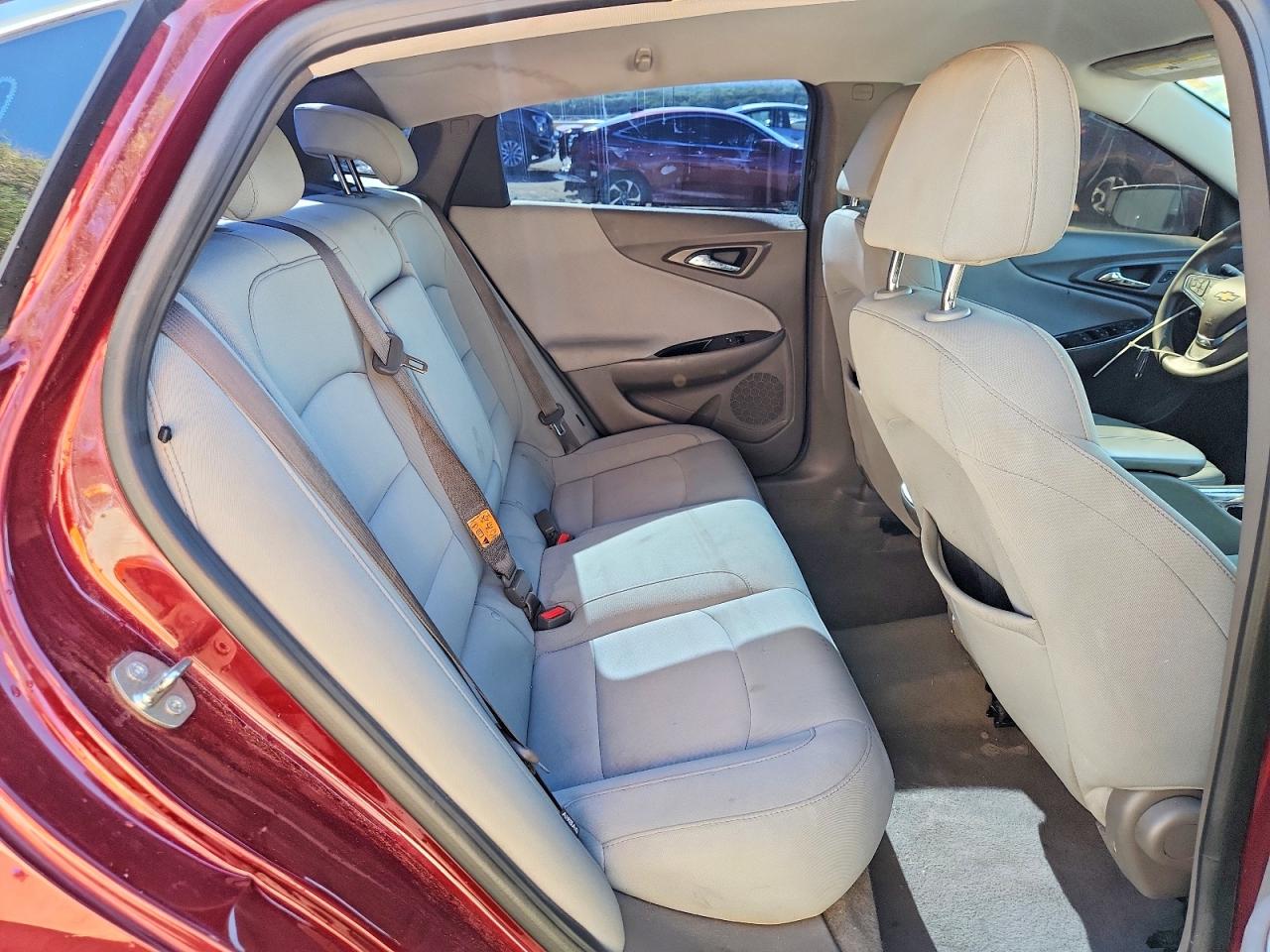 2016 CHEVROLET MALIBU LT photo 28