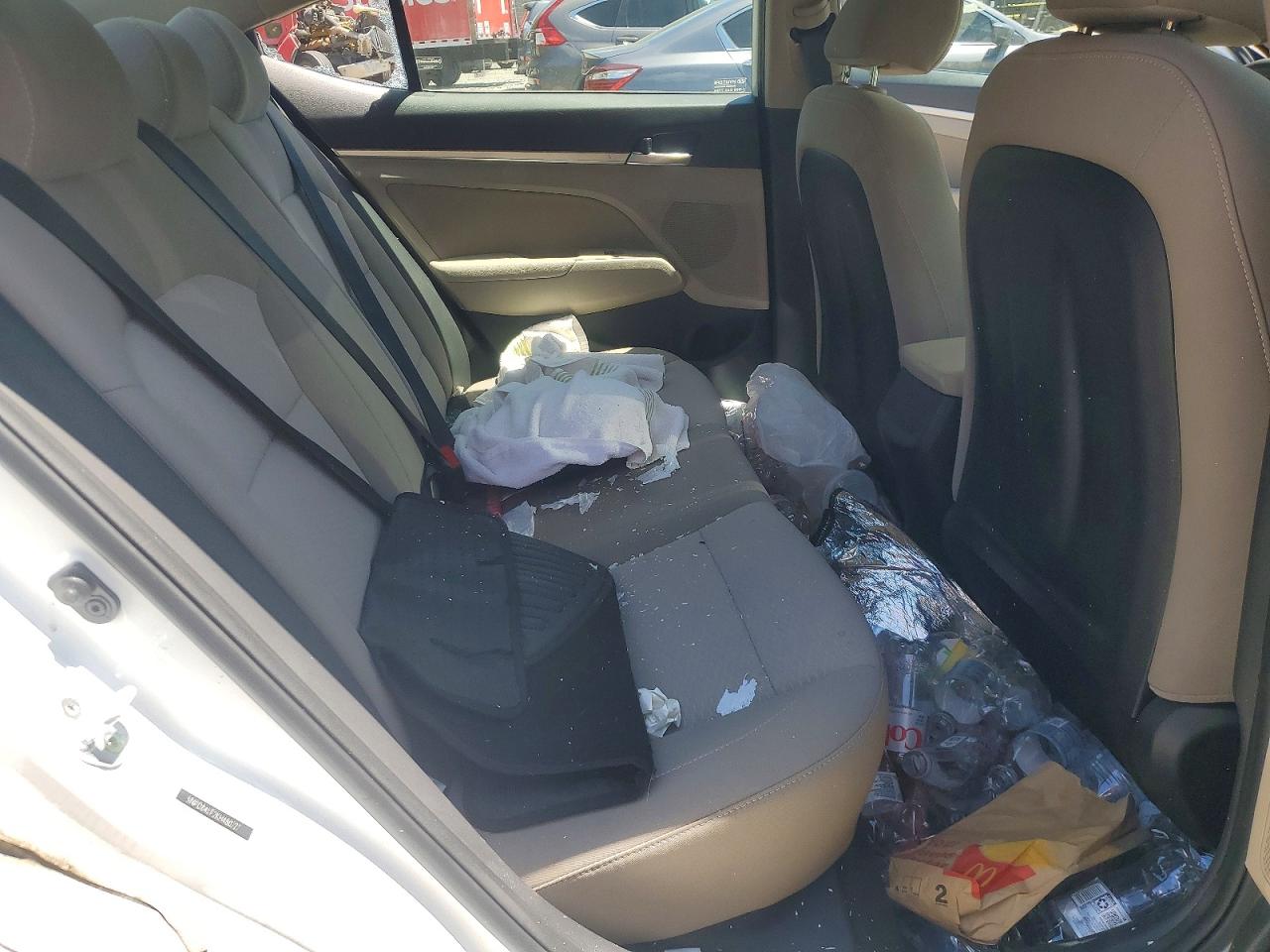 2019 HYUNDAI ELANTRA SEL photo 10