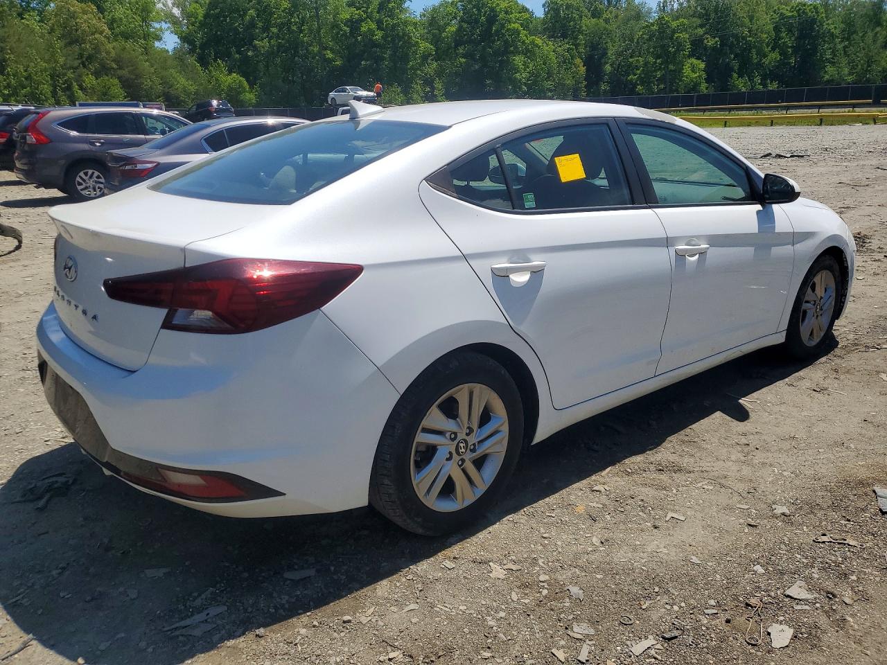 2019 HYUNDAI ELANTRA SEL photo 3