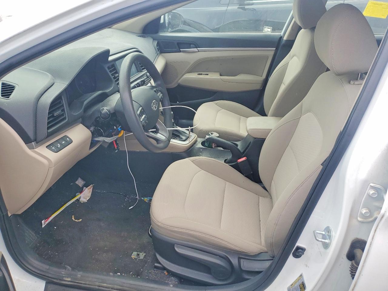 2019 HYUNDAI ELANTRA SEL photo 7
