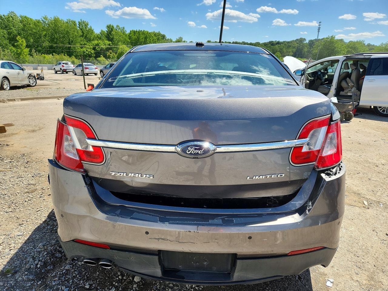 2012 FORD TAURUS LIMITED photo 11
