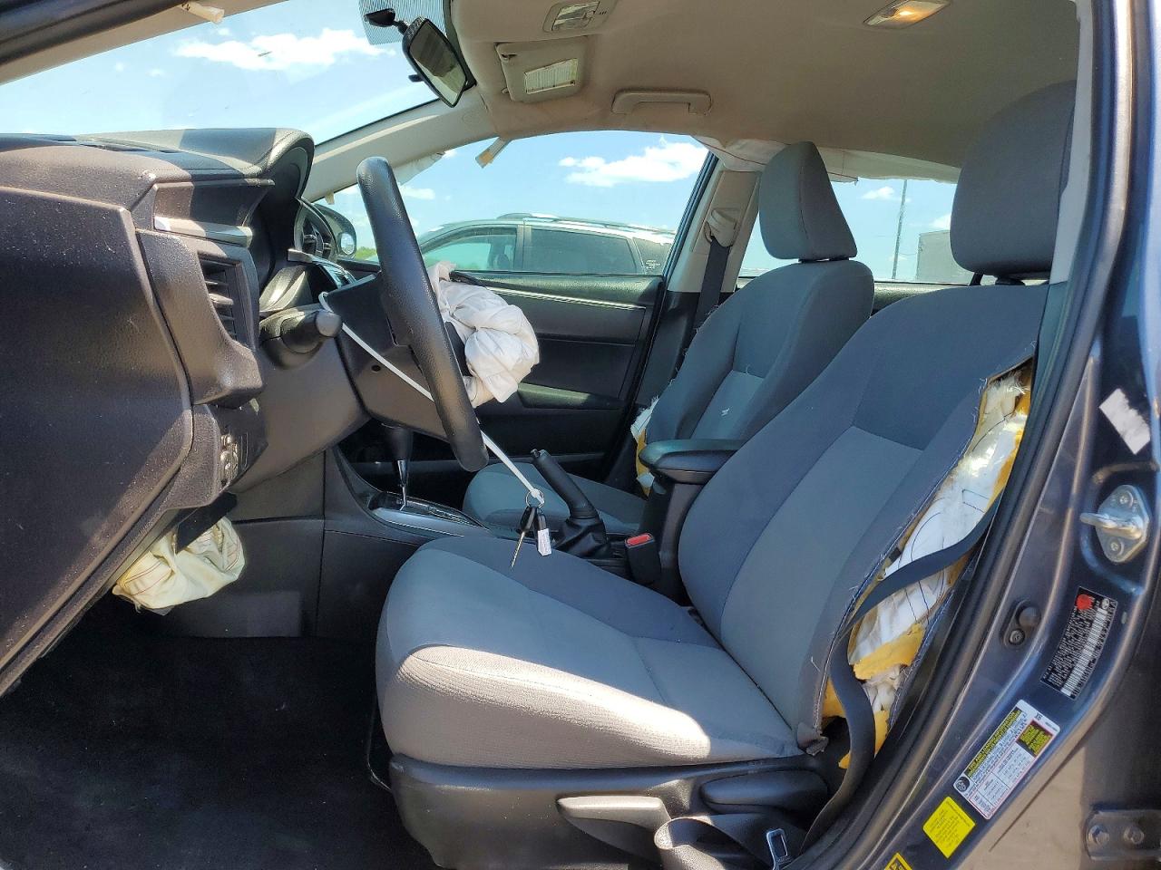 2016 TOYOTA COROLLA L photo 13