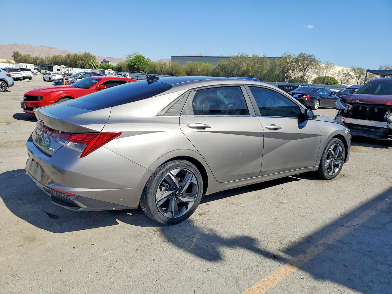 2023 HYUNDAI ELANTRA LIMITED photo 5