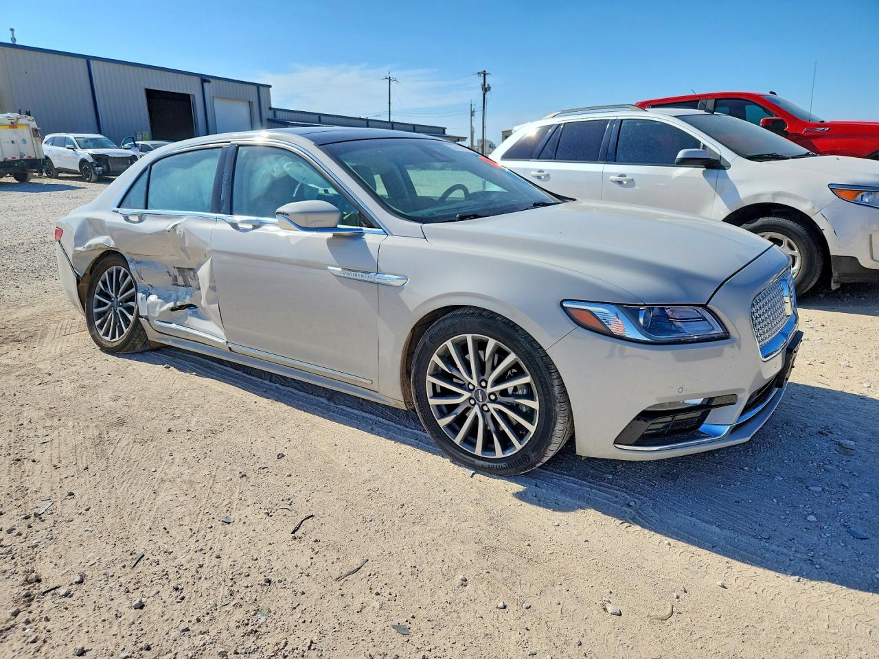 2019 LINCOLN CONTINENTAL SELECT photo 7