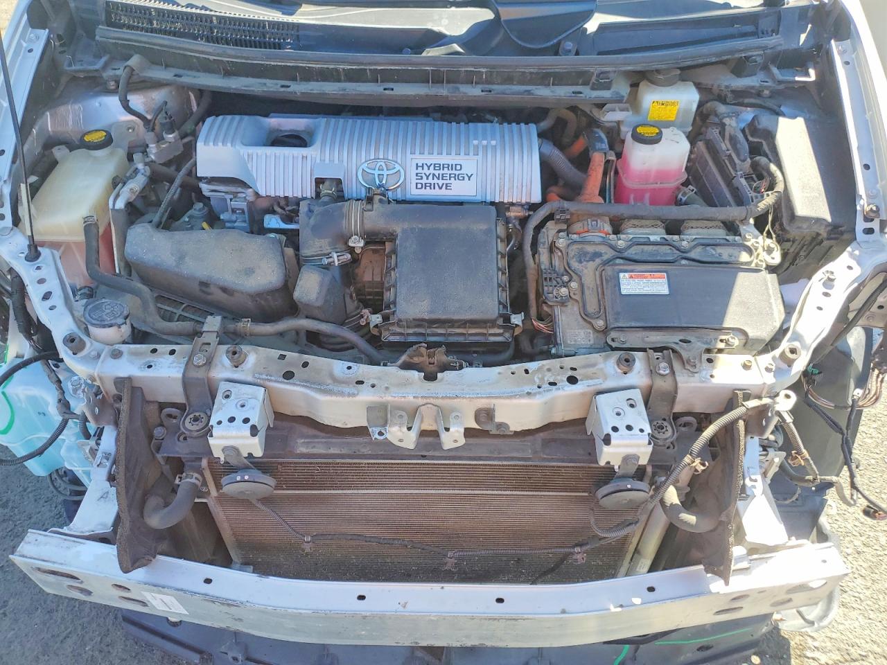 2013 TOYOTA PRIUS TWO photo 21
