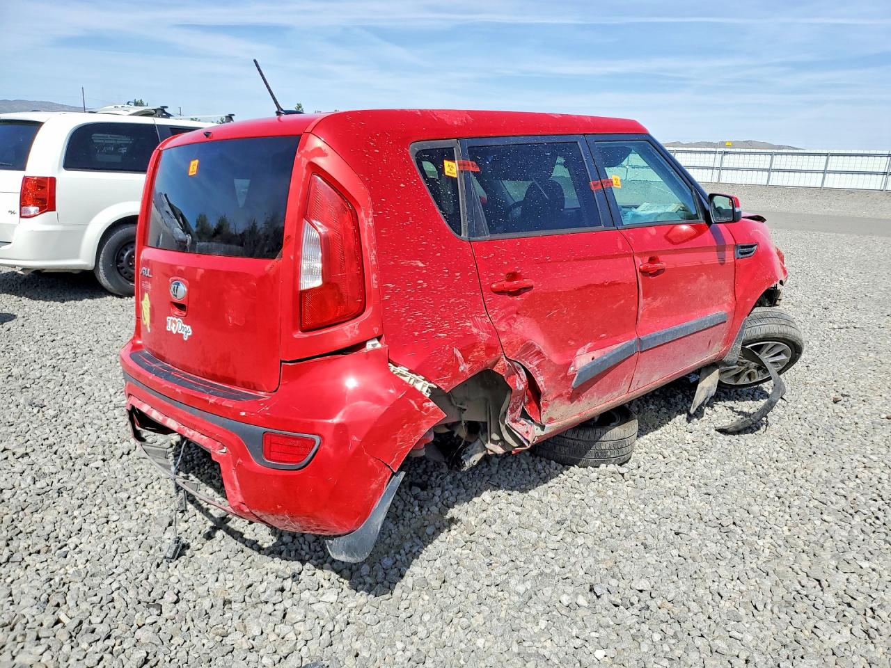 2013 KIA SOUL + photo 5