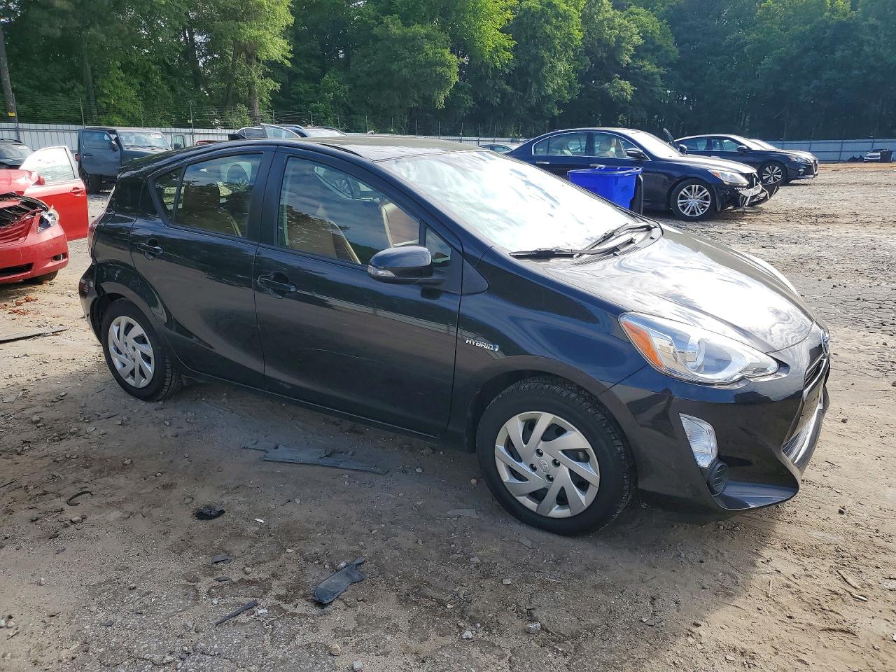 2015 TOYOTA PRIUS C TWO photo 10