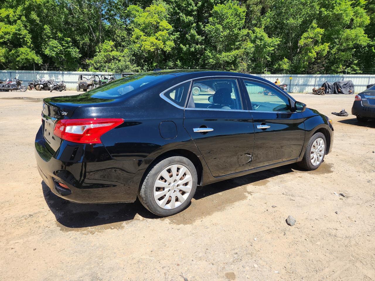 2017 NISSAN SENTRA SV photo 5
