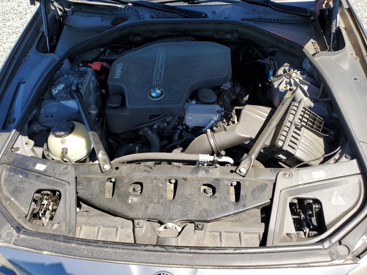2016 BMW 528 I photo 21