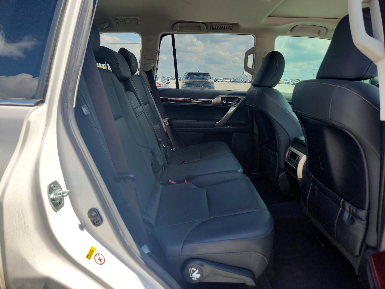 2019 LEXUS GX 460 photo 21