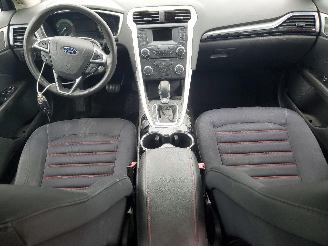 2015 FORD FUSION SE photo 22