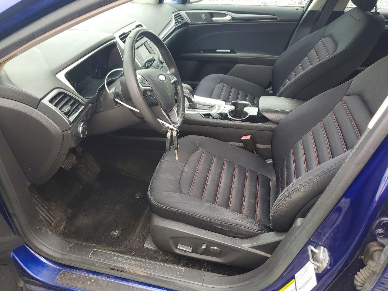 2015 FORD FUSION SE photo 19