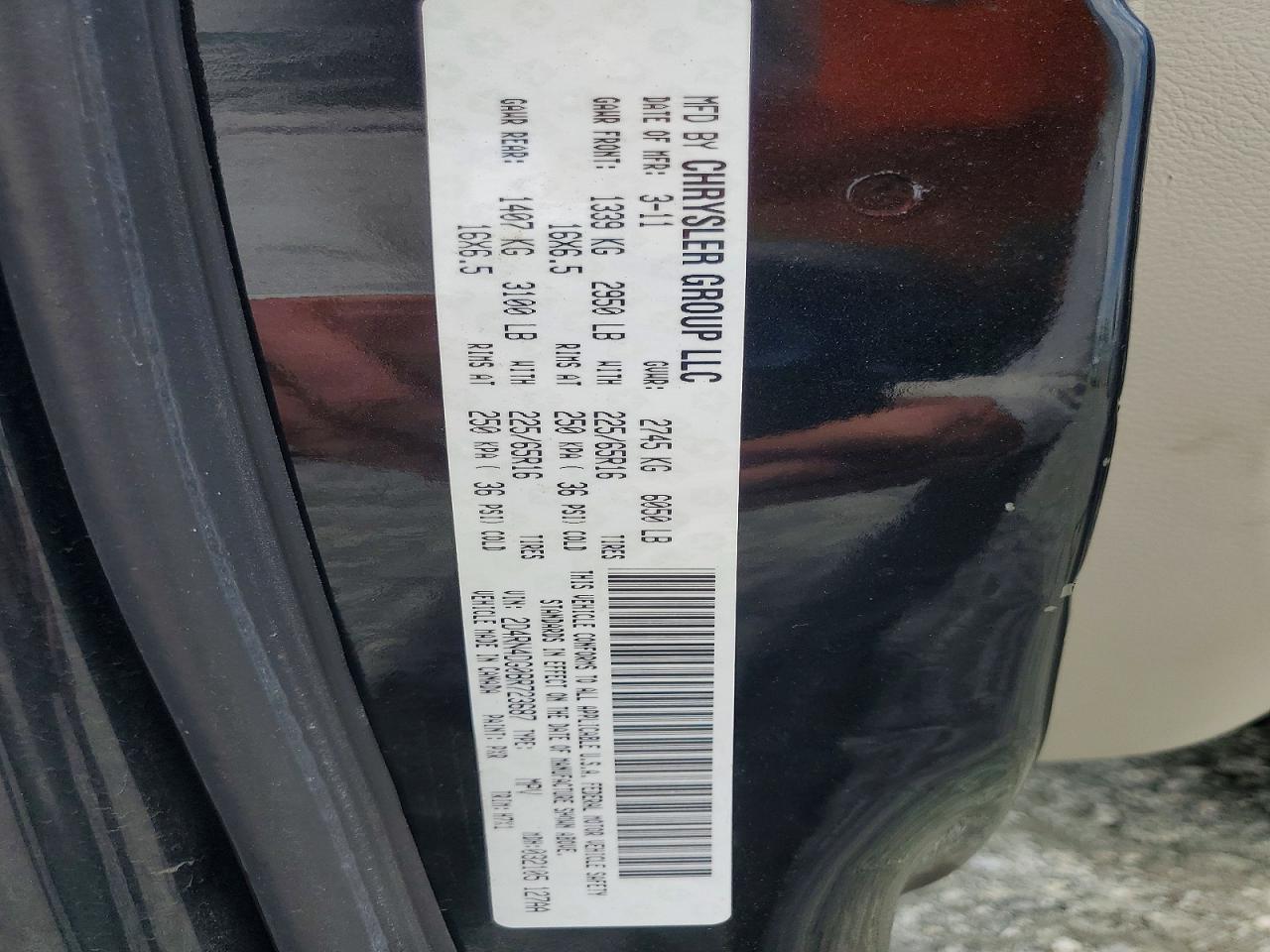 2011 DODGE GRAND CARAVAN EXPRESS photo 13