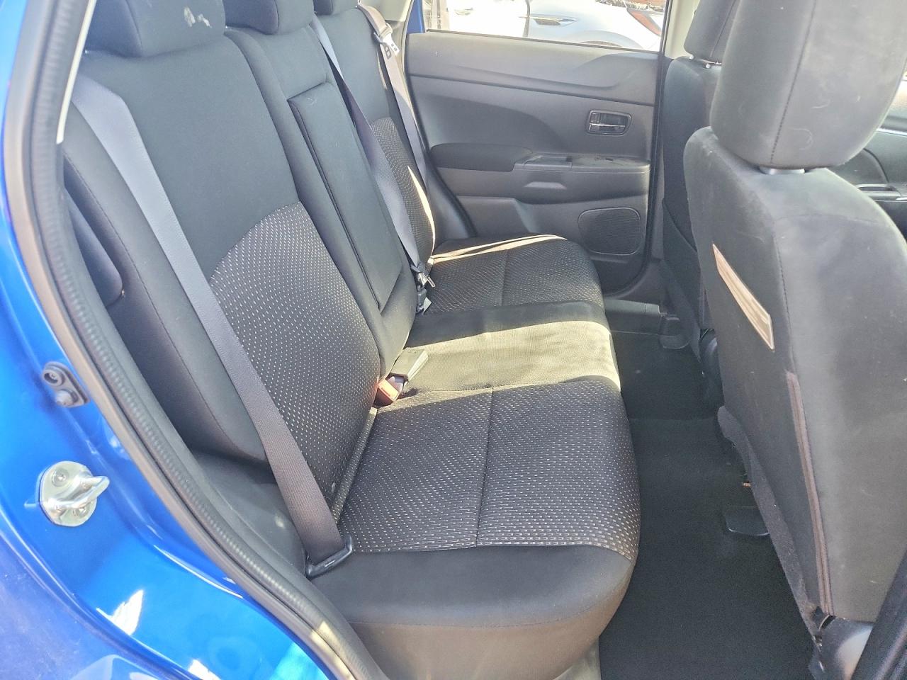 2016 MITSUBISHI OUTLANDER SPORT ES photo 28