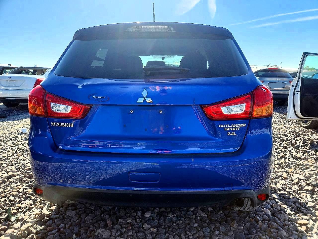 2016 MITSUBISHI OUTLANDER SPORT ES photo 16