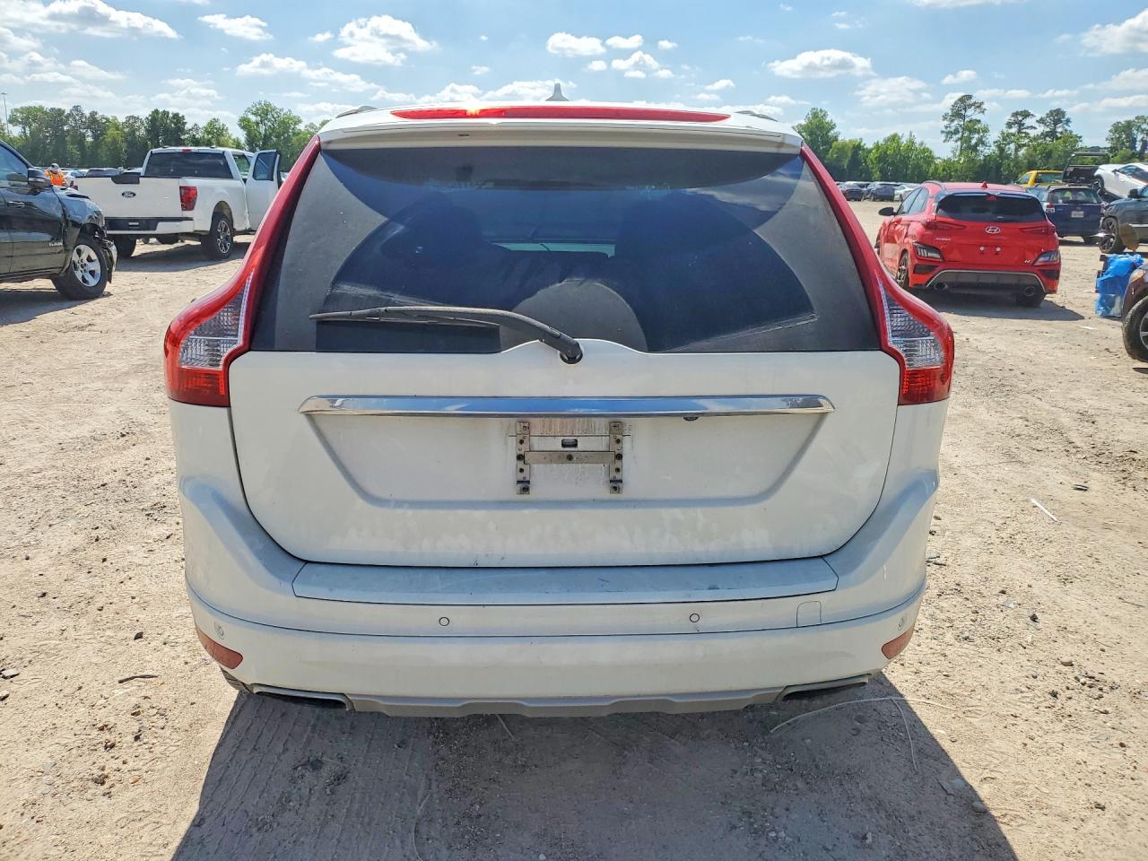 2017 VOLVO XC60 T5 INSCRIPTION photo 11