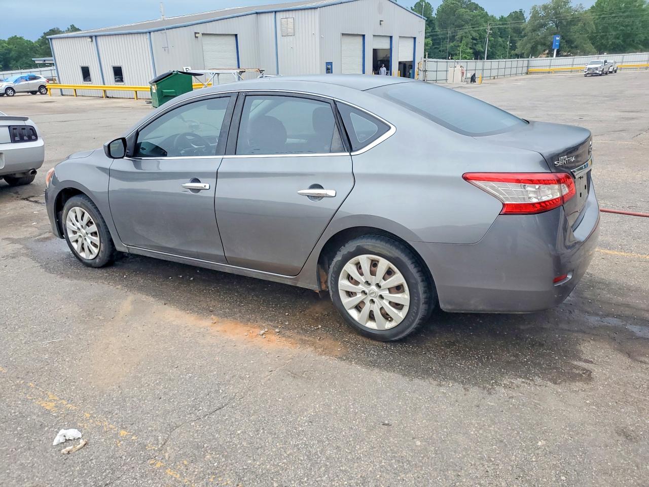 2015 NISSAN SENTRA S photo 4